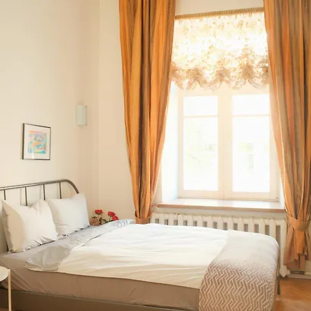 Central Cosy Studio Self Check-in Apartment *